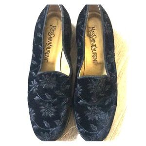 Never Been Worn YSL Flats